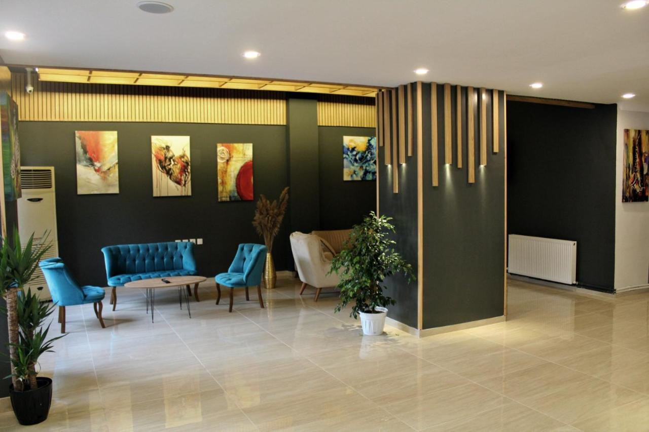 Grand Krone Hotel Cinarcik ภายนอก รูปภาพ