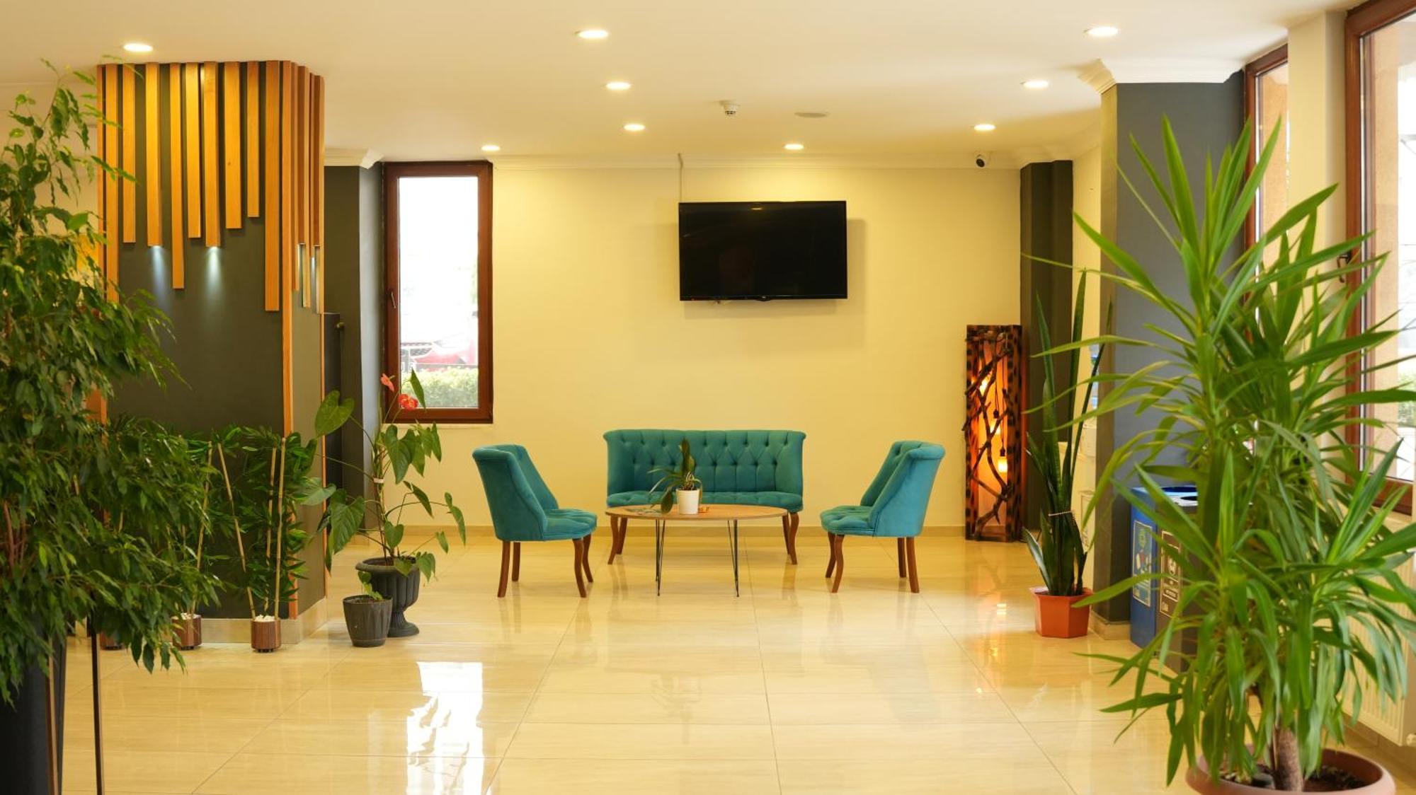 Grand Krone Hotel Cinarcik ภายนอก รูปภาพ