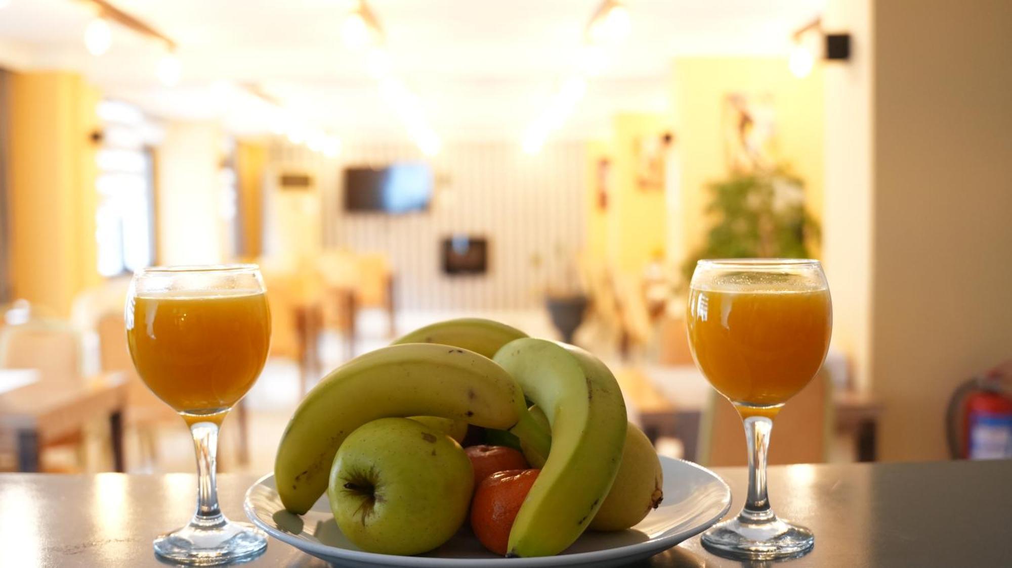 Grand Krone Hotel Cinarcik ภายนอก รูปภาพ